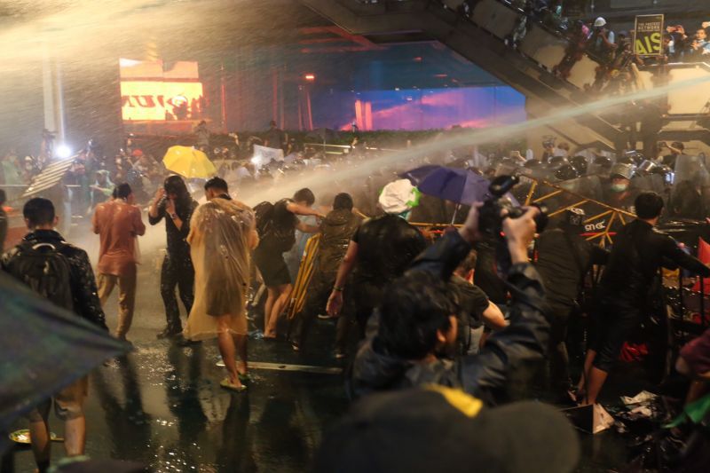สถาบันปรีดี  จี้ทุกฝ่ายหาทางออกด้วยสันติวิธี