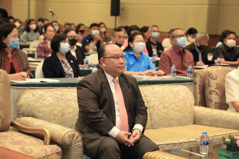 นายพรพจน์ เพ็ญพาส อธิบดีกรมโยธาธิการและผังเมือง เป็นประธานเปิดการสัมมนา เรื่อง "การจัดทำ (ร่าง) ธรรมนูญว่าด้วยการผังเมือง"