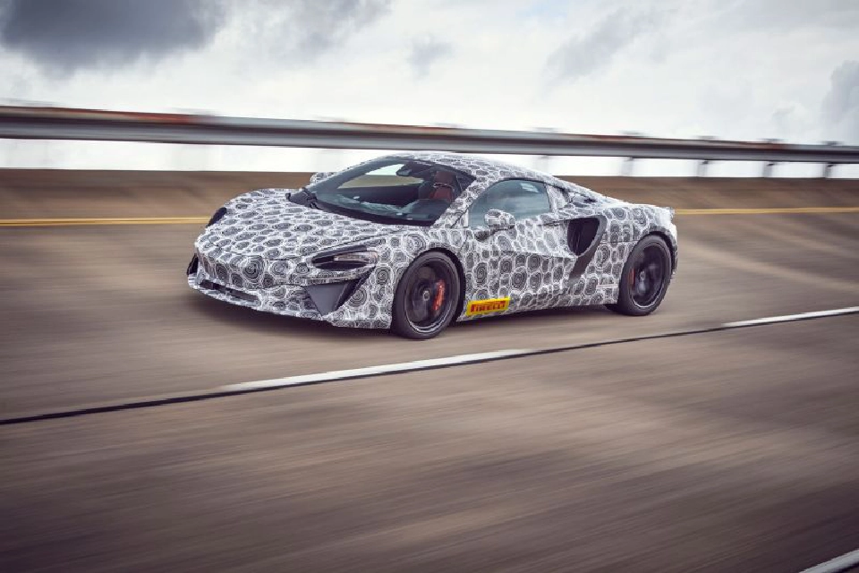 McLaren Plug-in Hybrid เปิดตัวกลางปี 2021