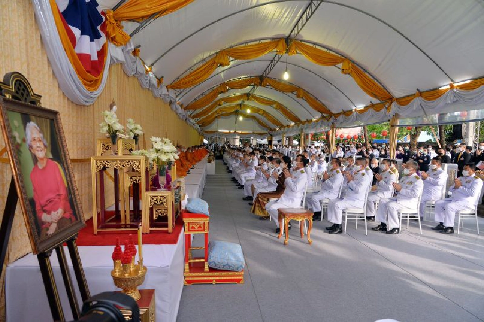 น้อมรำลึก “สมเด็จย่า” วันคล้ายวันพระราชสมภพครบ 120 ปี 