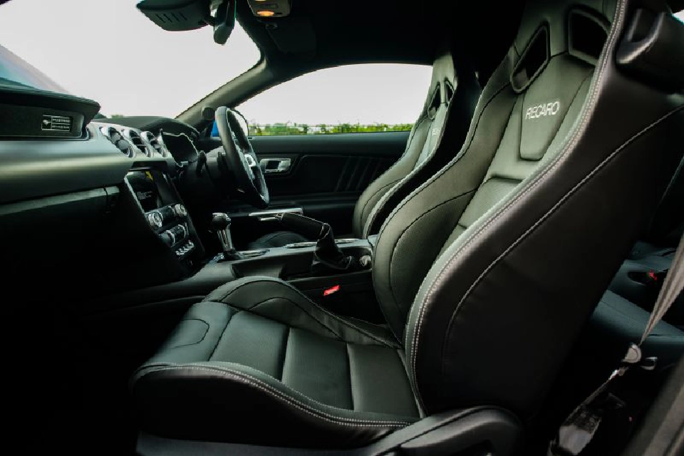 Ford Mustang ม้าป่ารุ่นพิเศษ จ่ายเพิ่ม 1 แสน