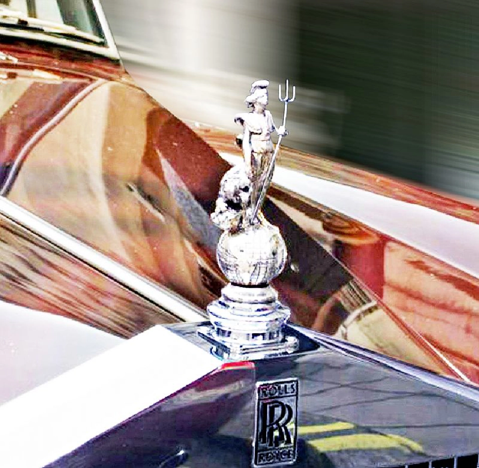 โขนรถพระที่นั่งตราบริทัญญ่าเหยียบโลก 