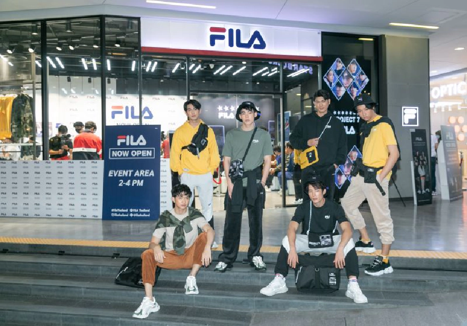FILA ส่งโมเดลเกาหลีปักหมุดสยาม สแควร์ วัน เจาะโจ๋สายสปอร์ต
