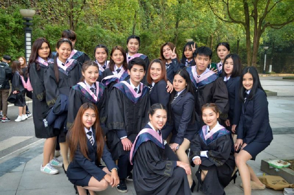  อาชีวะอุดรฯเจ๋ง จบ“ทวิวุฒิ”จีน44คน