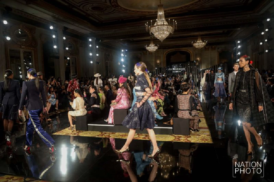 "สมเด็จเจ้าฟ้าสิริวัณณวรี" ทรงจัดแฟชั่นโชว์ เผยโฉมคอลเลคชั่นทรงออกแบบออทั่ม-วินเทอร์ 2020/21