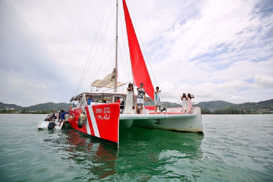 โอ้ ลัลล้า ป่าตอง จัดโซน 4 กิจกรรม ปลุกชีพท่องเที่ยวภูเก็ต