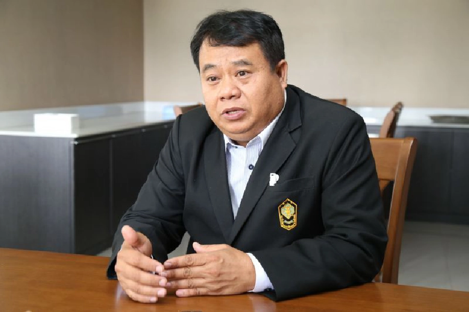 เพิก เลิศวังพง