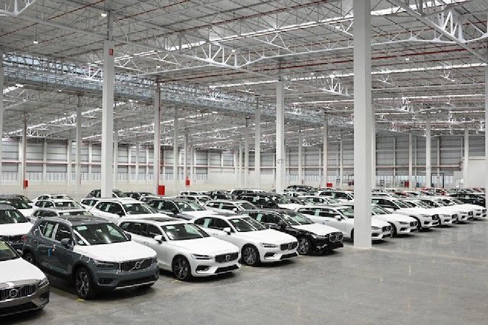 คลังสินค้าวอลโว่