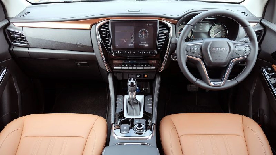 Isuzu MU-X 2 กล้องหน้า เรดาร์-เซ็นเซอร์ช่วยผู้ขับขี่