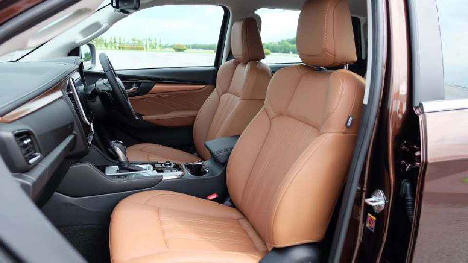 Isuzu MU-X 2 กล้องหน้า เรดาร์-เซ็นเซอร์ช่วยผู้ขับขี่