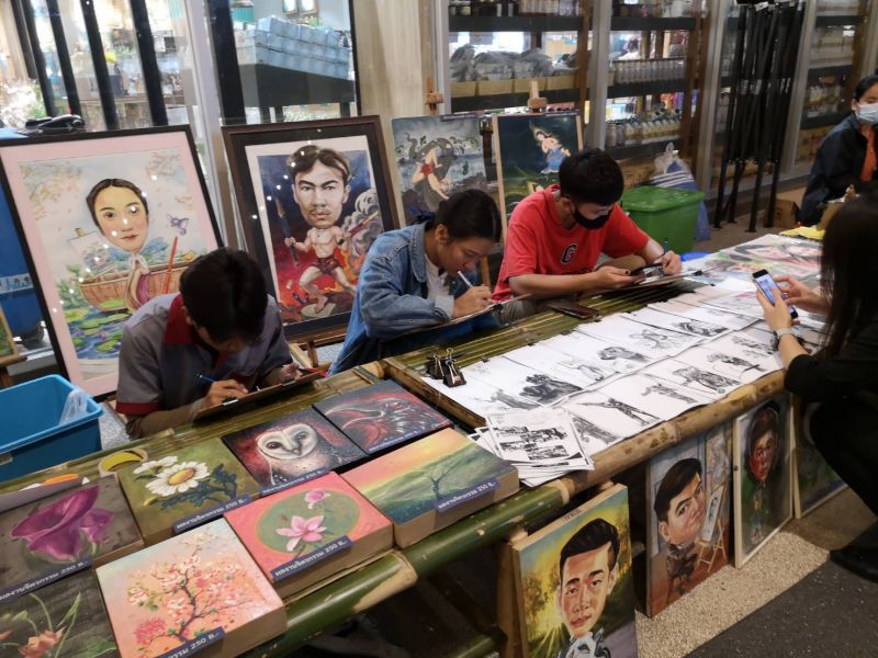 ‘BizClub’บุกเปิดเทรดแฟร์ ร้องรัฐ-ธุรกิจใหญ่ “เราอยากได้เบ็ดไม่ใช่ปลา”