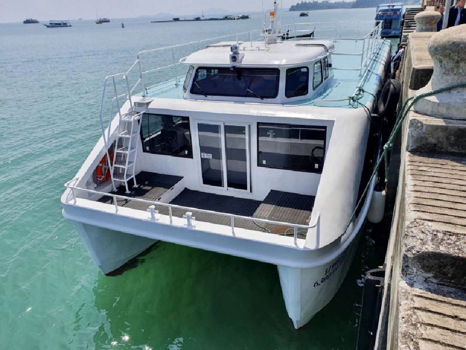 "นพมัลลี" เรือไฟฟ้าทะเลลำแรกพร้อมท่องภูเก็ต-กระบี่