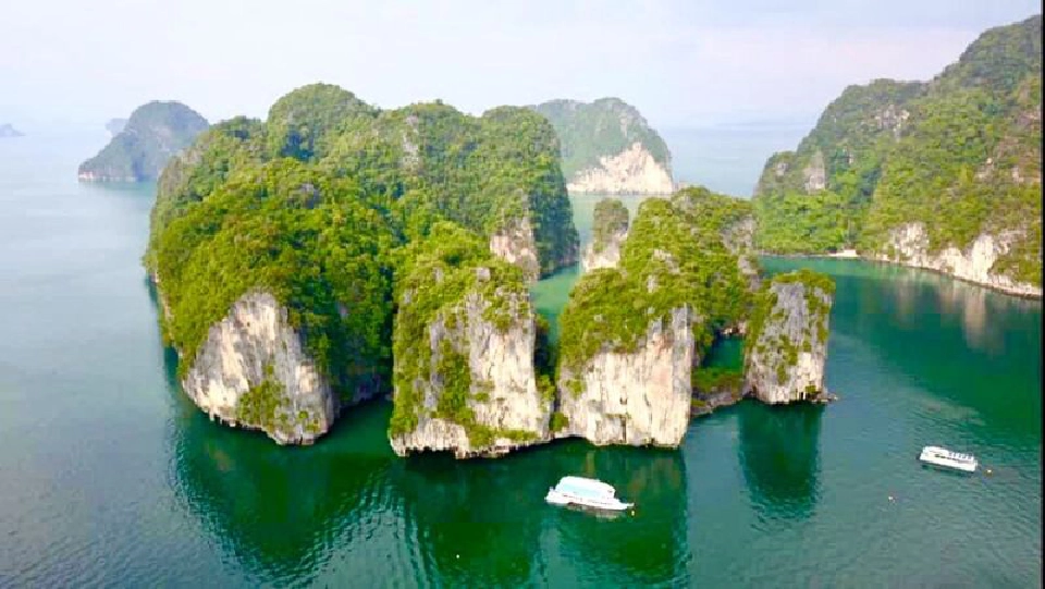 "นพมัลลี" เรือไฟฟ้าทะเลลำแรกพร้อมท่องภูเก็ต-กระบี่