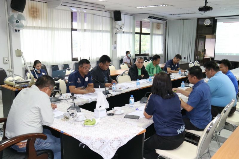 พาณิชย์บุรีรัมย์ ขอชาวนา  เก็บข้าวในยุ้งฉาง-ชะลอขาย