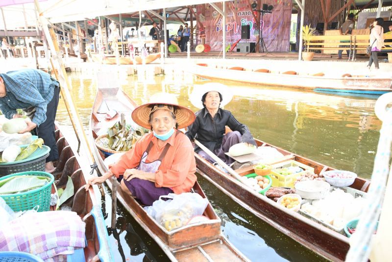 ค้าภายในตรวจเข้ม  ​ห้ามร้านค้าฉวยขึ้นราคาช่วงหยุดยาว