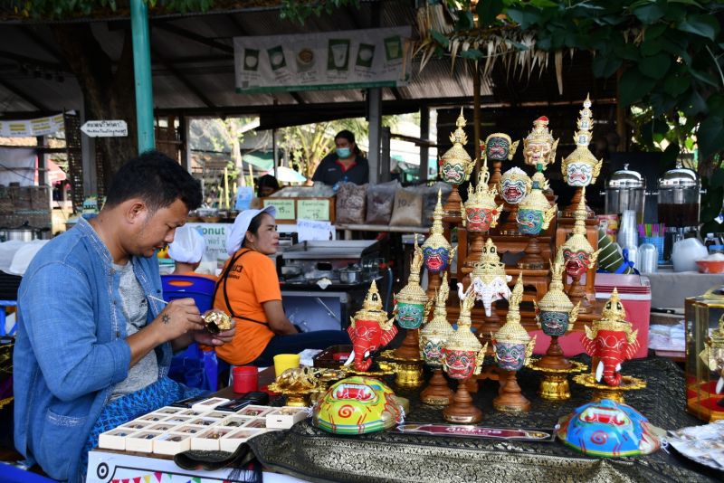 ค้าภายในตรวจเข้ม  ​ห้ามร้านค้าฉวยขึ้นราคาช่วงหยุดยาว
