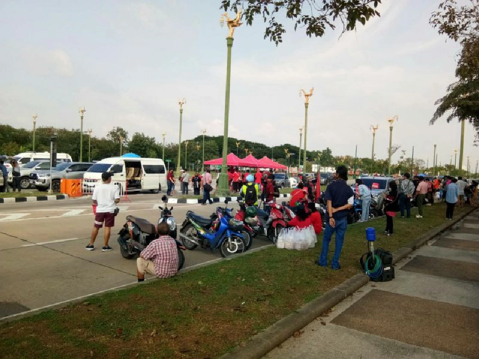 เกาะติด สถานการณ์การชุมนุม ม็อบคณะราษฎร 22 พ.ย.63