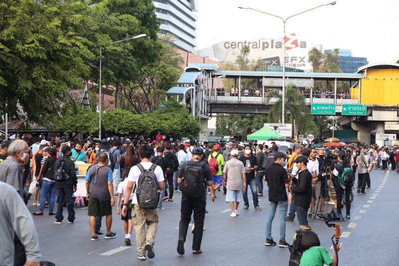 ม็อบคณะราษฎร ชุมนุม 27 พฤศจิกา รวมตัวห้าแยกลาดพร้าว 