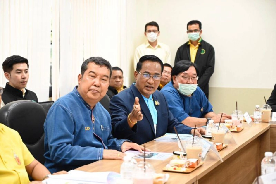 ตรวจเยี่ยมสถานที่พักพิงสัตว์ดอยสะเก็ด