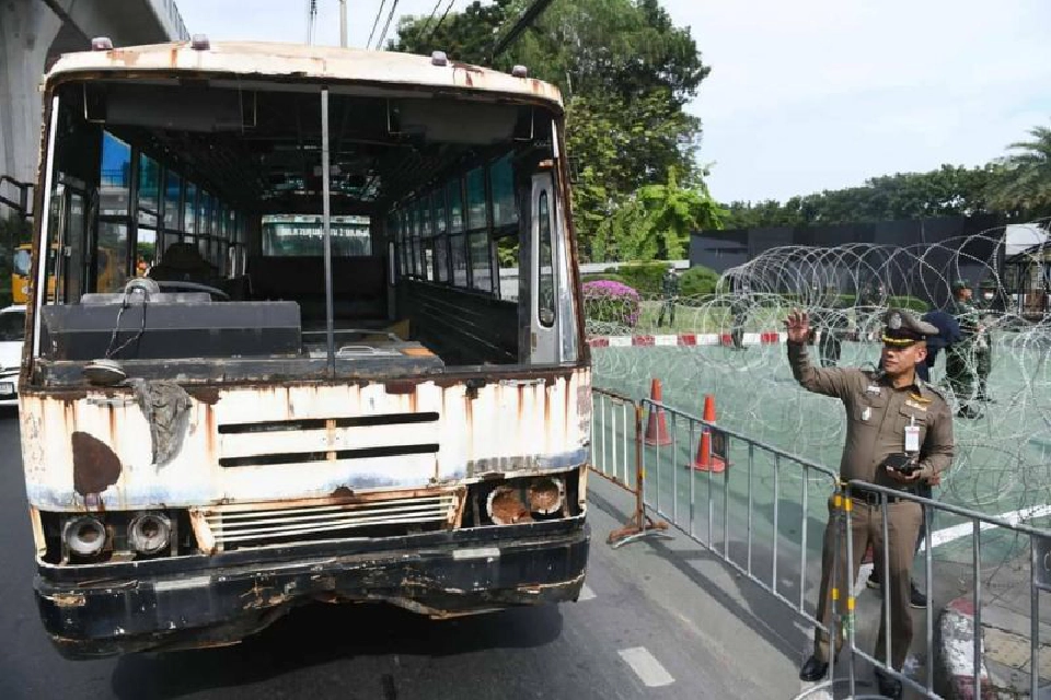 เปิดภาพ กรมทหารราบที่ 11 พร้อมรับมือ "ม็อบราษฎร" 