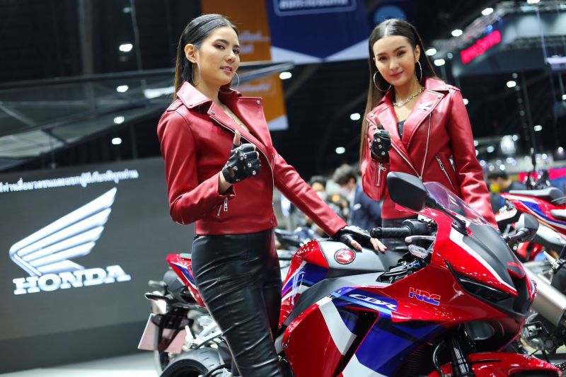 ยลโฉมพริตตี้ "Motor Expo 2020"