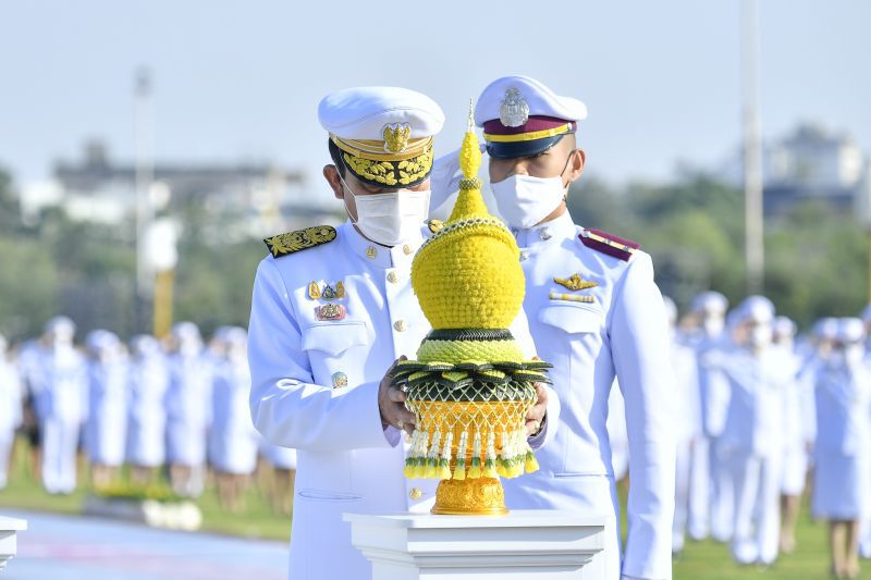 นายกรัฐมนตรีเป็นประธานพิธีสงฆ์ วันพ่อแห่งชาติ 