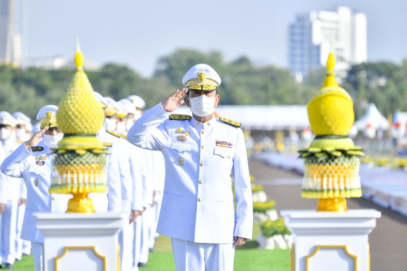 นายกรัฐมนตรีเป็นประธานพิธีสงฆ์ วันพ่อแห่งชาติ 