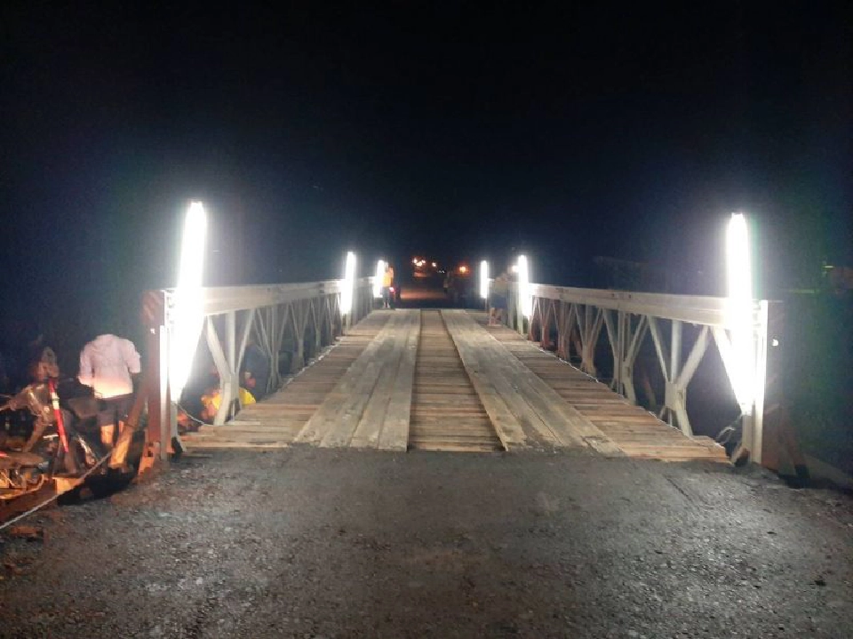 กรมทางหลวง เร่งติดตั้งสะพานเบลี่ย์ ช่วยน้ำท่วมใต้