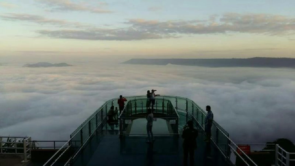 อีสานเหนือ"สุดฮอต"ททท.อุดรฯชวนเที่ยวรับหนาว