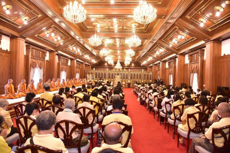 ประมวลภาพ “วัดบวรนิเวศราชวรวิหาร” จัดสวดมนต์ทุกวันเสาร์