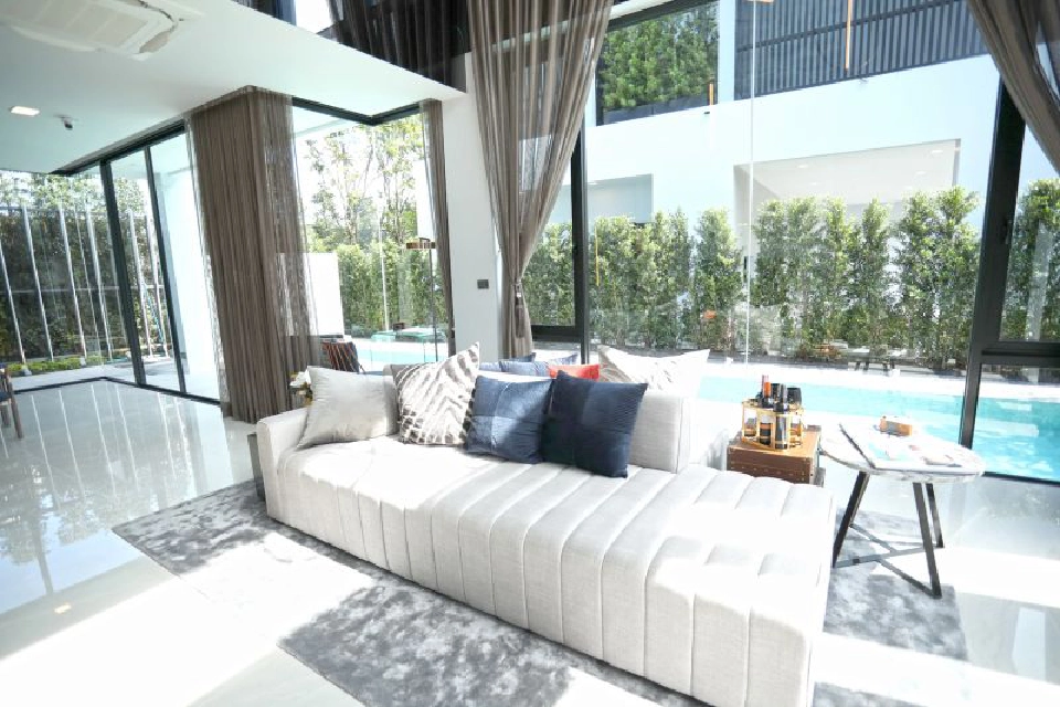 ยก‘เบลกราเวีย-ลอนดอน’  มาไว้ที่ บางนา-พระราม 9