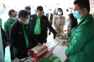 “ธ.ก.ส.” ทุ่ม 8 พันล้านคลอด 3 มาตรการช่วยเกษตรกรแก้หนี้นอกระบบ