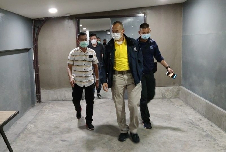 พล.ต.ท.ต่อศักดิ์ สุขวิมล ผู้บัญชาการตำรวจสอบสวนกลาง(ผบช.ก.)