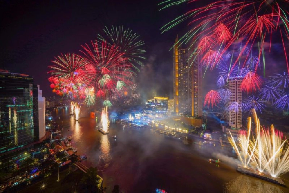 "เคานต์ดาวน์"วิถีใหม่ เซ็นทรัลเวิลด์ -ไอคอนสยาม