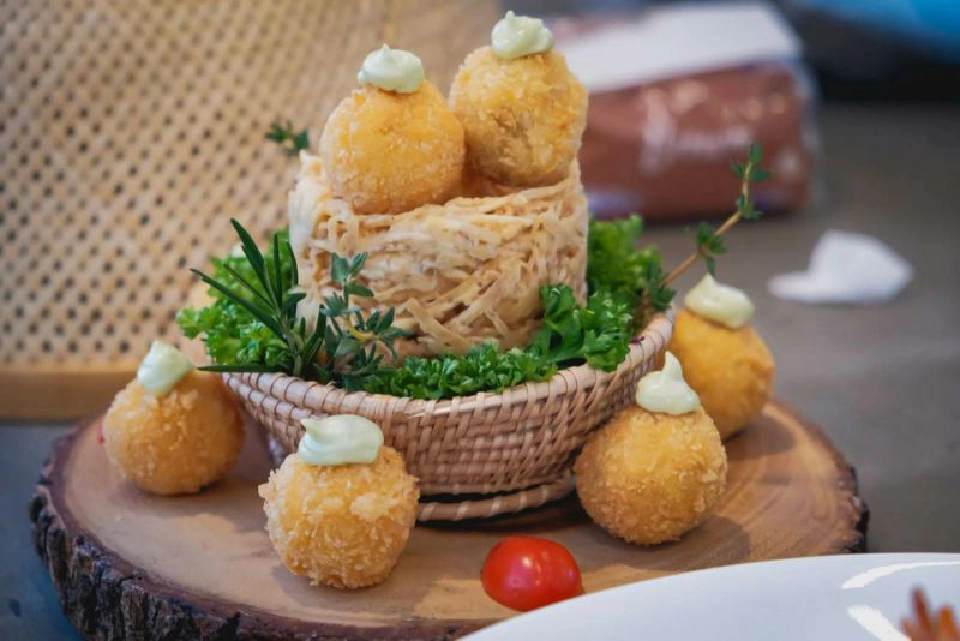 ประลอง“Food Fight”   ปักหมุดสตรีทฟู้ดโคราช