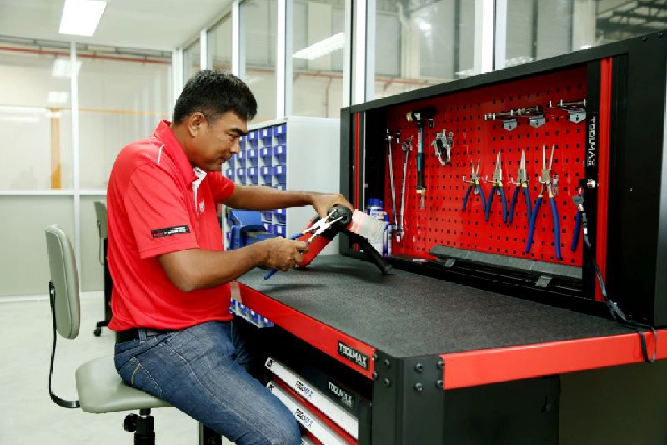 แสงชัยกรุ๊ป เปิดศูนย์บริการใหม่ บุกตลาดเครื่องมือช่างไร้สาย