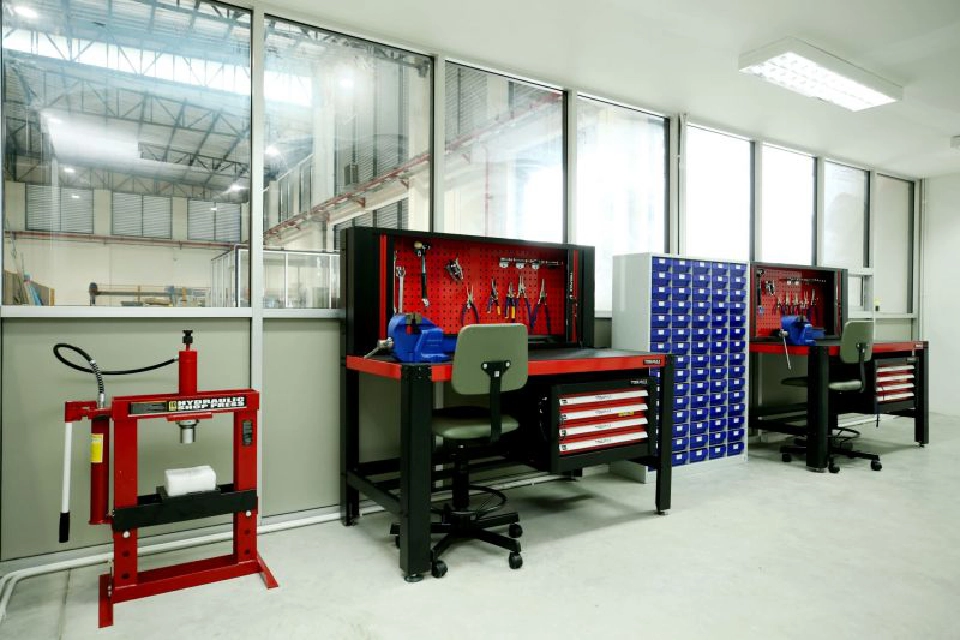 แสงชัยกรุ๊ป เปิดศูนย์บริการใหม่ บุกตลาดเครื่องมือช่างไร้สาย