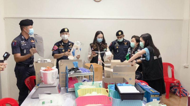 191ทลายโกดังย่านปทุมธานีนำถุงมือยางแพทย์ใช้แล้วนำมาแพ็คขายใหม่ในกรุงเทพ