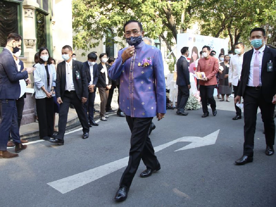 ลุ้นเคาะ” เยียวยารอบ2” นายกฯ นั่งหัวโต๊ะถกครม.คอนเฟอร์เรนซ์