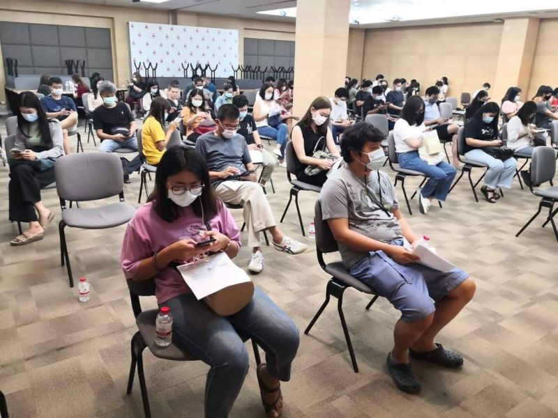 สภากาชาดไทย วอน!ผู้ใจบุญ ทยอย มาบริจาคโลหิตวันถัดไป  เหตุเกิดความหนาแน่น