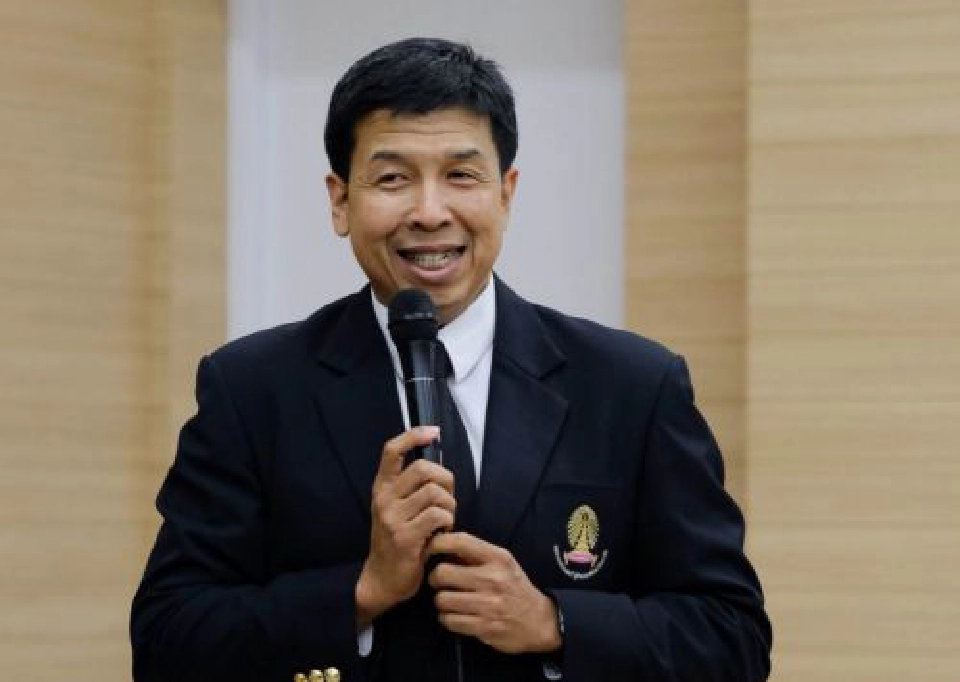  รศ.นพ.ฉันชาย สิทธิพันธุ์ 