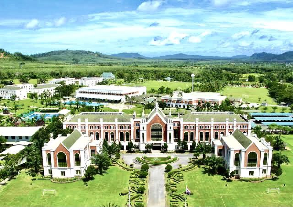 เจ๋ง "นร.บริติช ภูเก็ต"ใช้เครื่องพิมพ์3Dทำ"แขนเทียม"