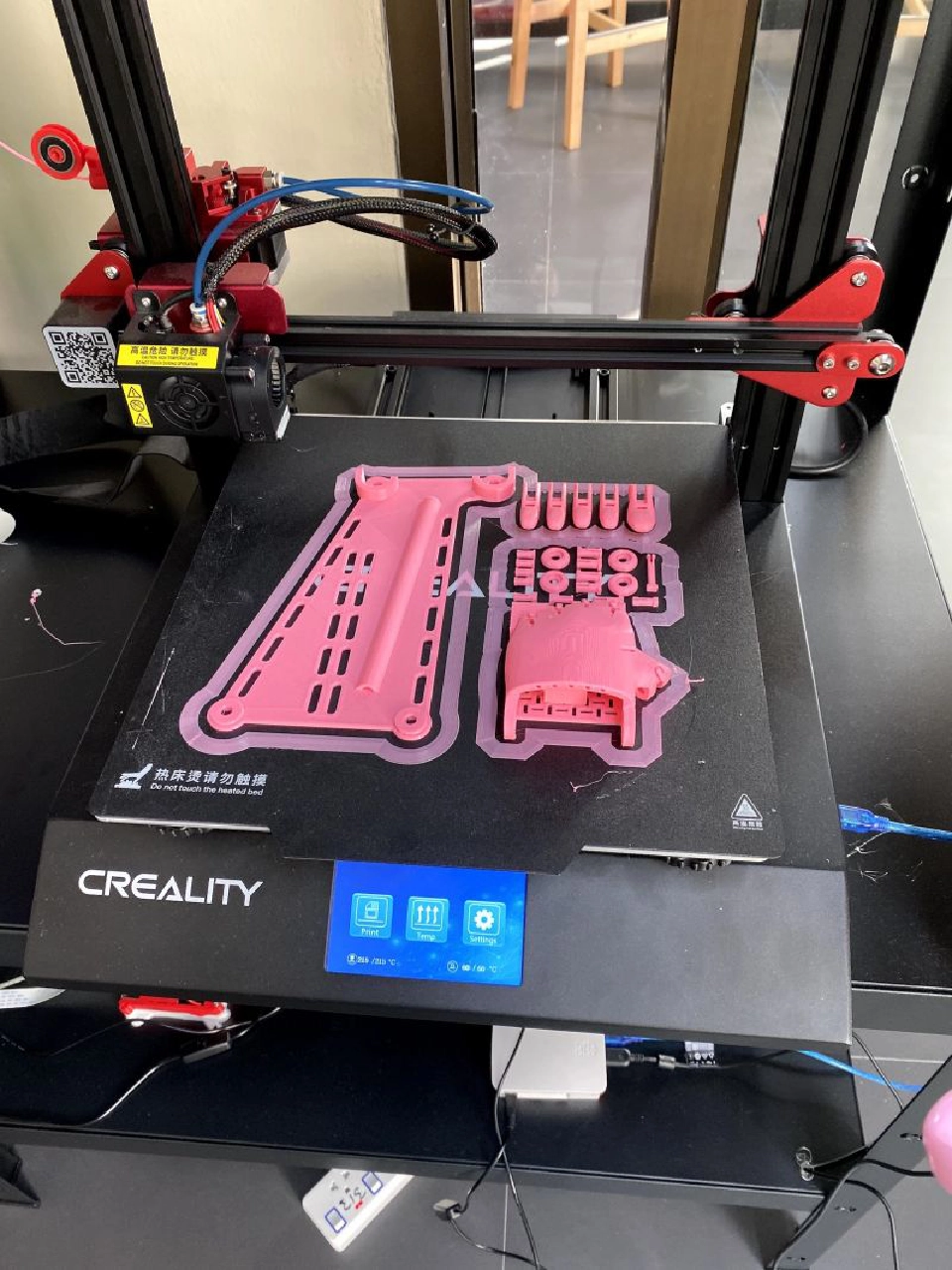 เจ๋ง "นร.บริติช ภูเก็ต"ใช้เครื่องพิมพ์3Dทำ"แขนเทียม"