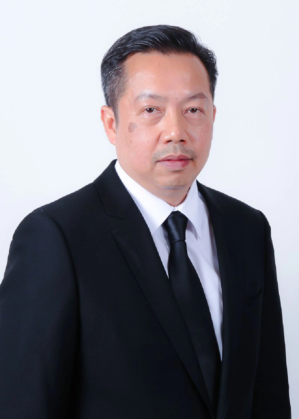 สุทธิพงษ์  คงพูล 