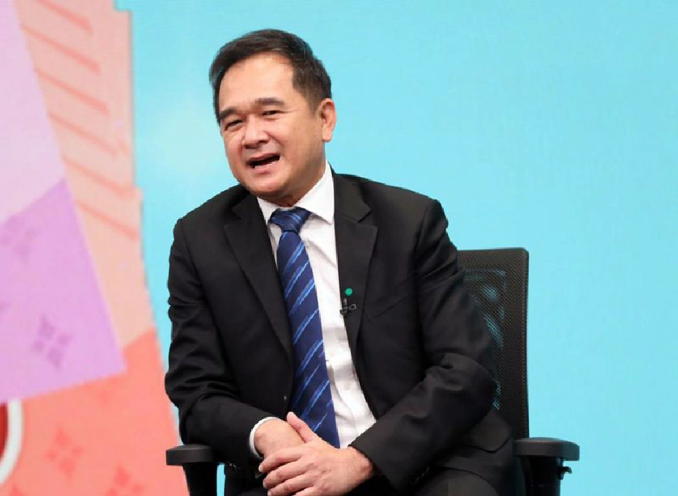 กฤษฏา จีนะวิจารณะ 