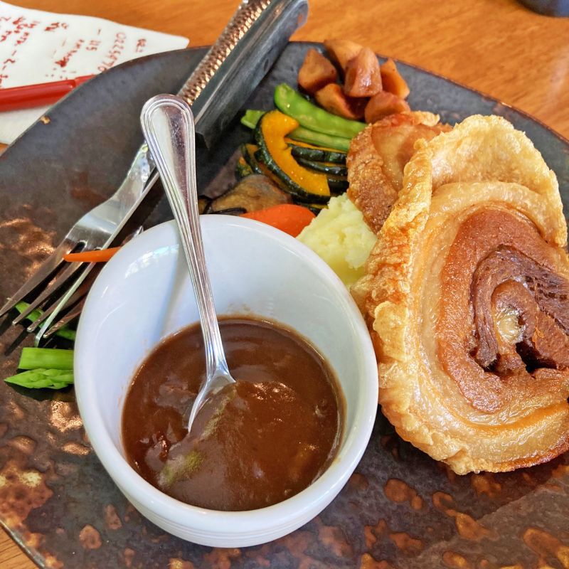 หมูกรอบ pork’s belly that crisps 
