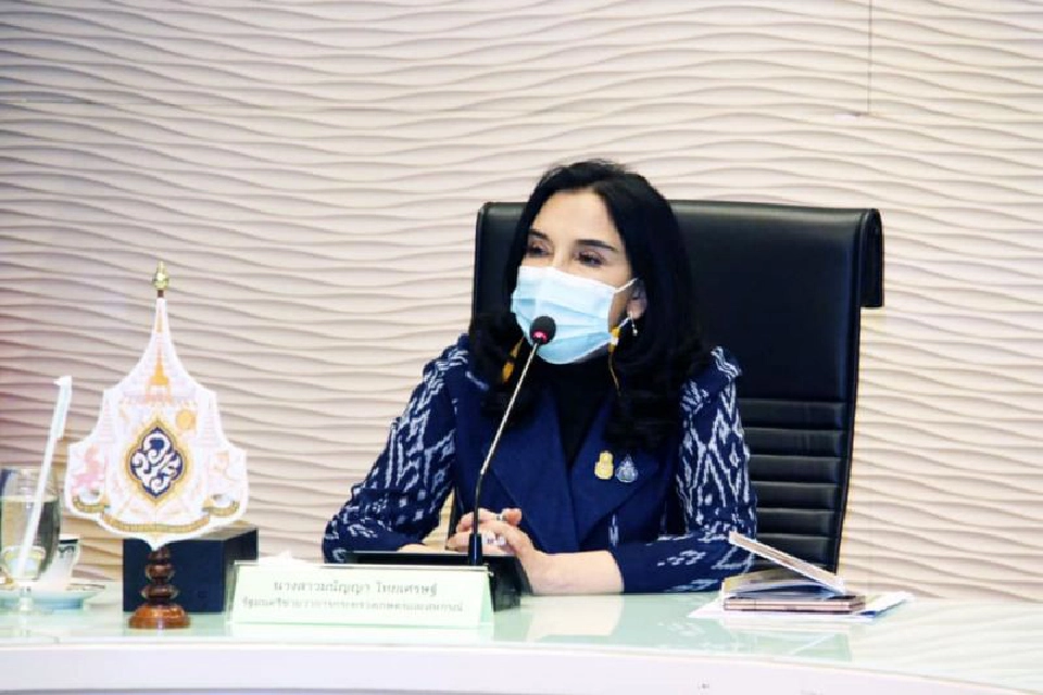 มนัญญา ไทยเศรษฐ์