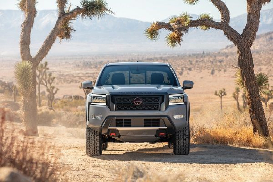 All new Nissan Frontier 2022