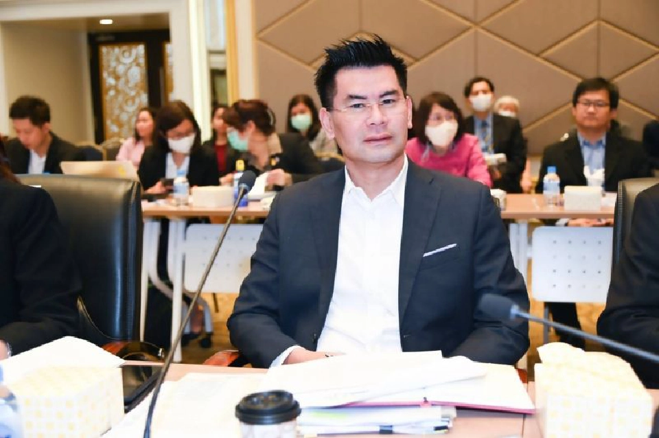 วัฒนศักย์ เสือเอี่ยม 