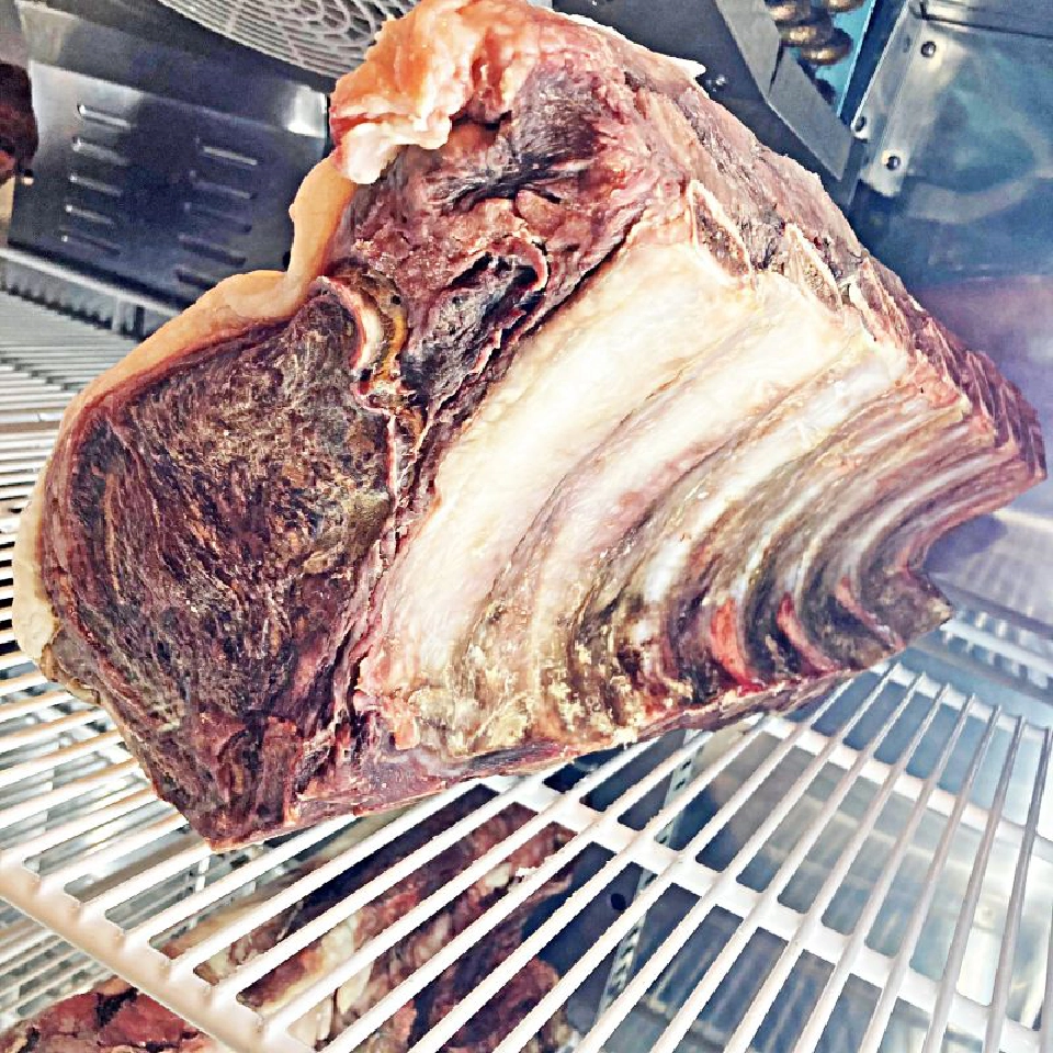 เนื้อบ่ม Meat-Aged